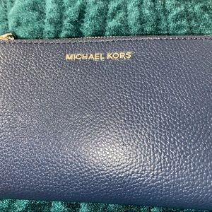 Michael Kors Leather Smartphone Wallet